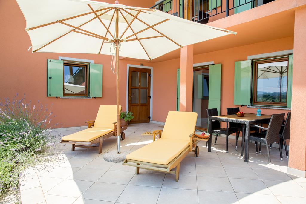 Apartment Zoi Dobrovo